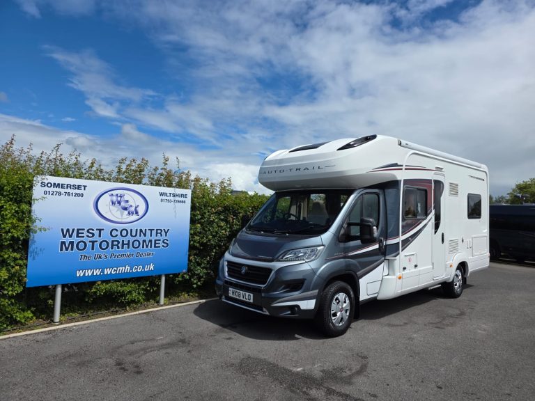 Auto-Trail Tracker FB